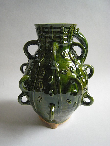 http://www.poteriedesgrandsbois.com/files/gimgs/th-31_PCH041-02-poterie-médiéval-des grands bois-pichets-pichet.jpg